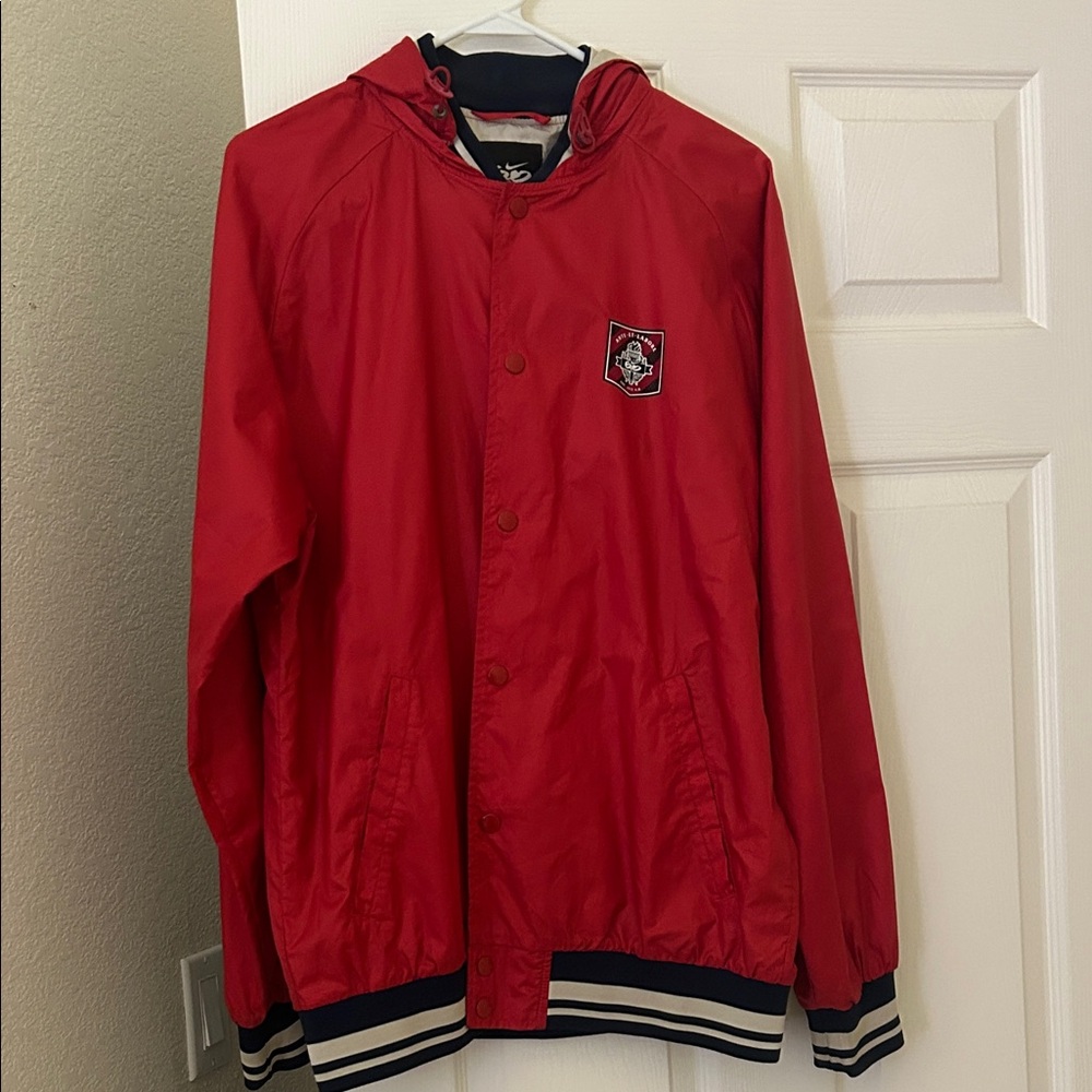 Nike SB Red Jacket Windbreaker Mens Jacket - Picture 1 of 7